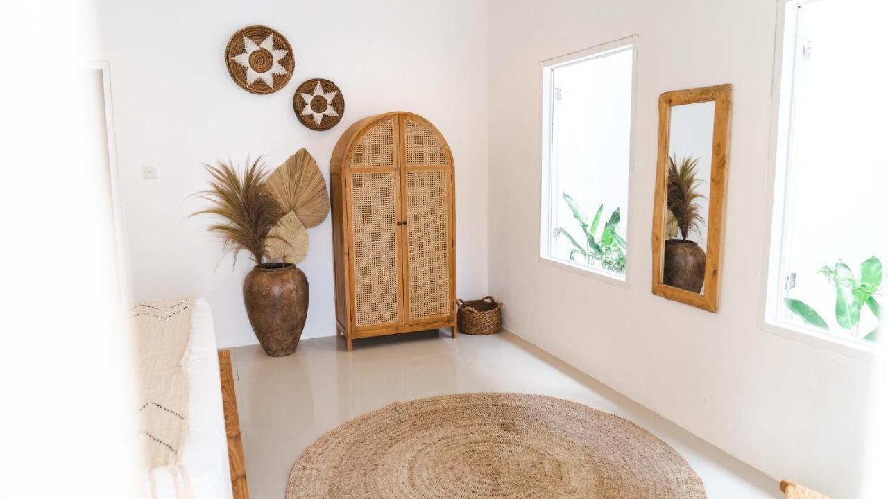Villa Diola 3 Canggu Eksteriør billede